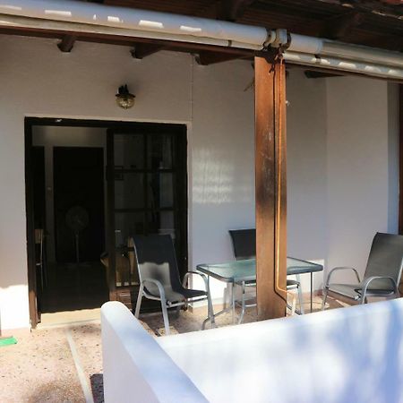 פלטניאס Oliaria Apartments מראה חיצוני תמונה