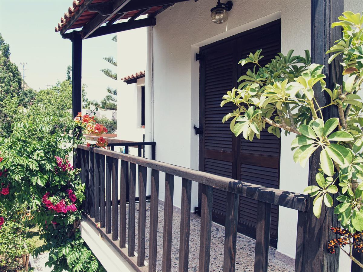 פלטניאס Oliaria Apartments מראה חיצוני תמונה