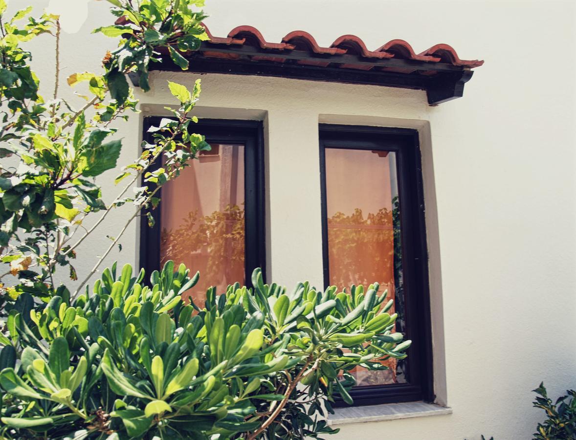 פלטניאס Oliaria Apartments מראה חיצוני תמונה