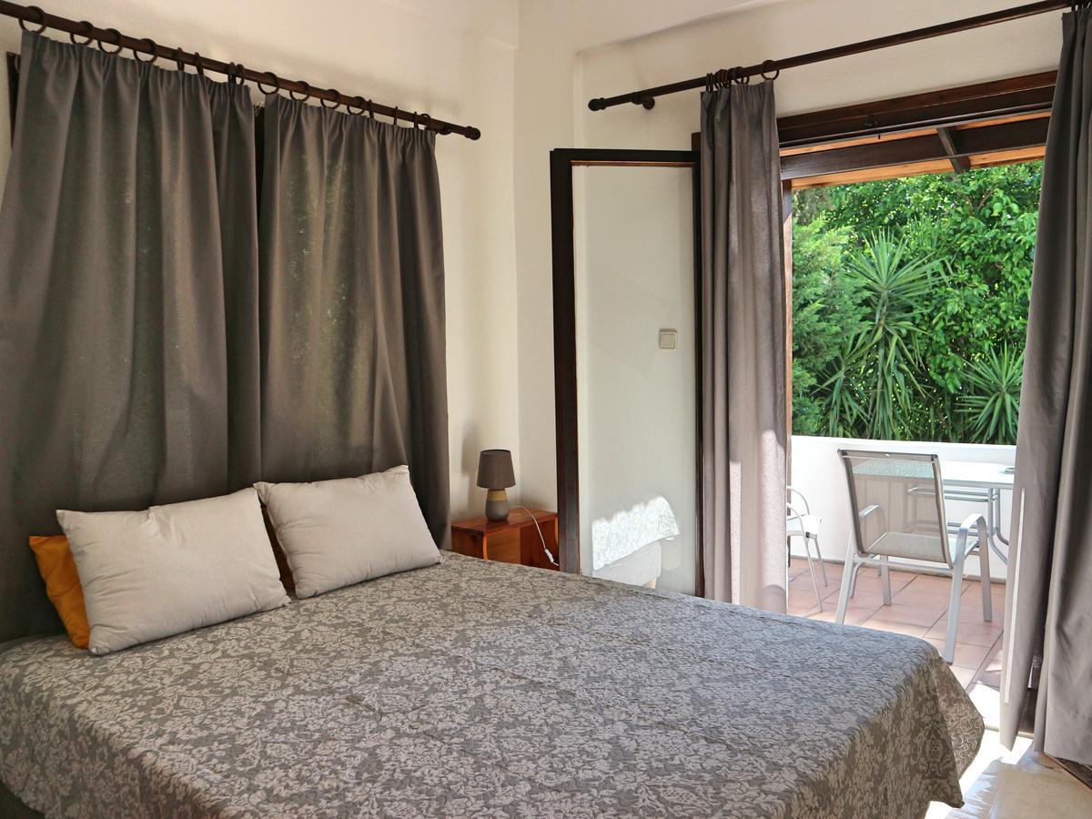פלטניאס Oliaria Apartments מראה חיצוני תמונה