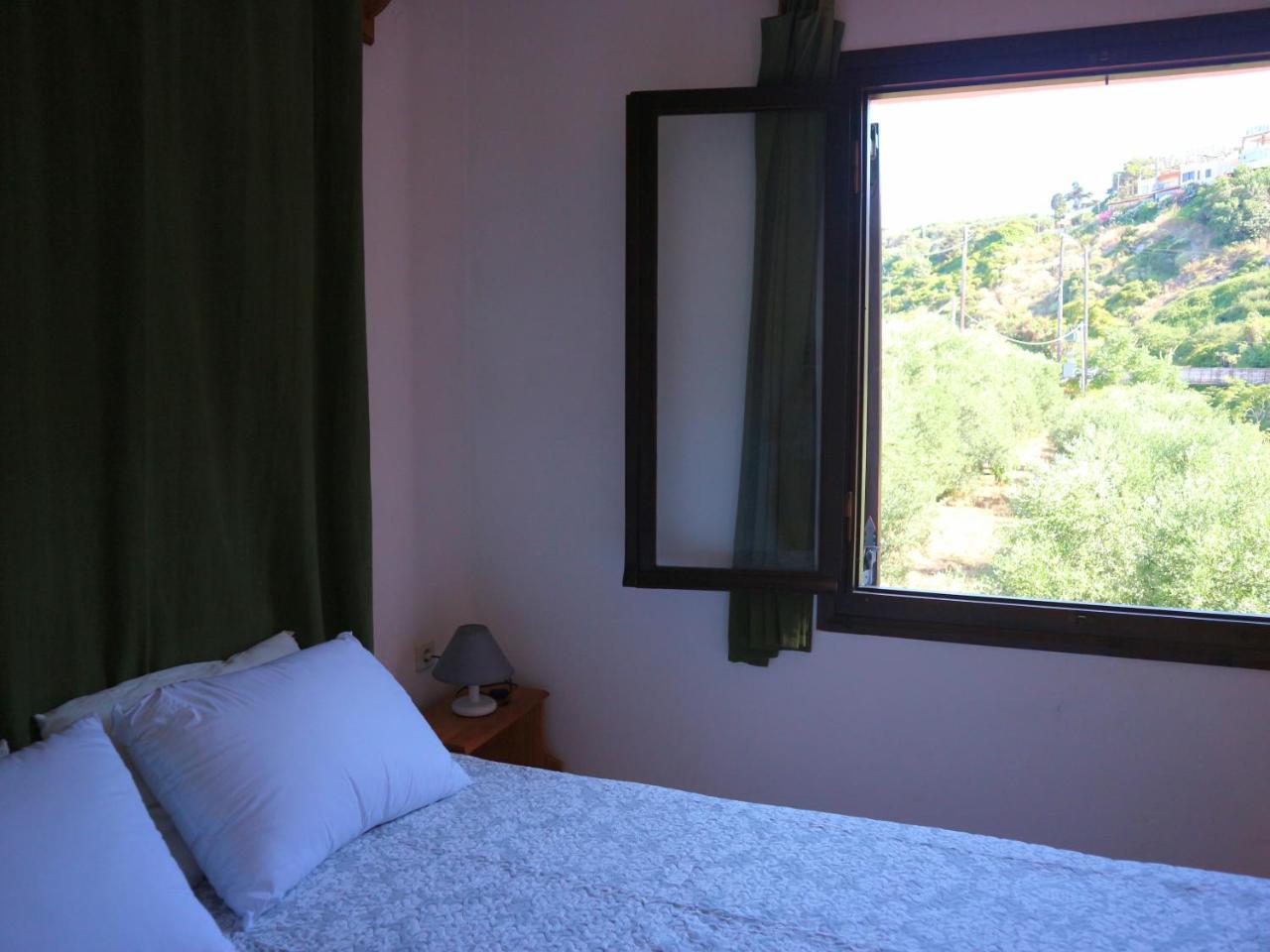 פלטניאס Oliaria Apartments מראה חיצוני תמונה