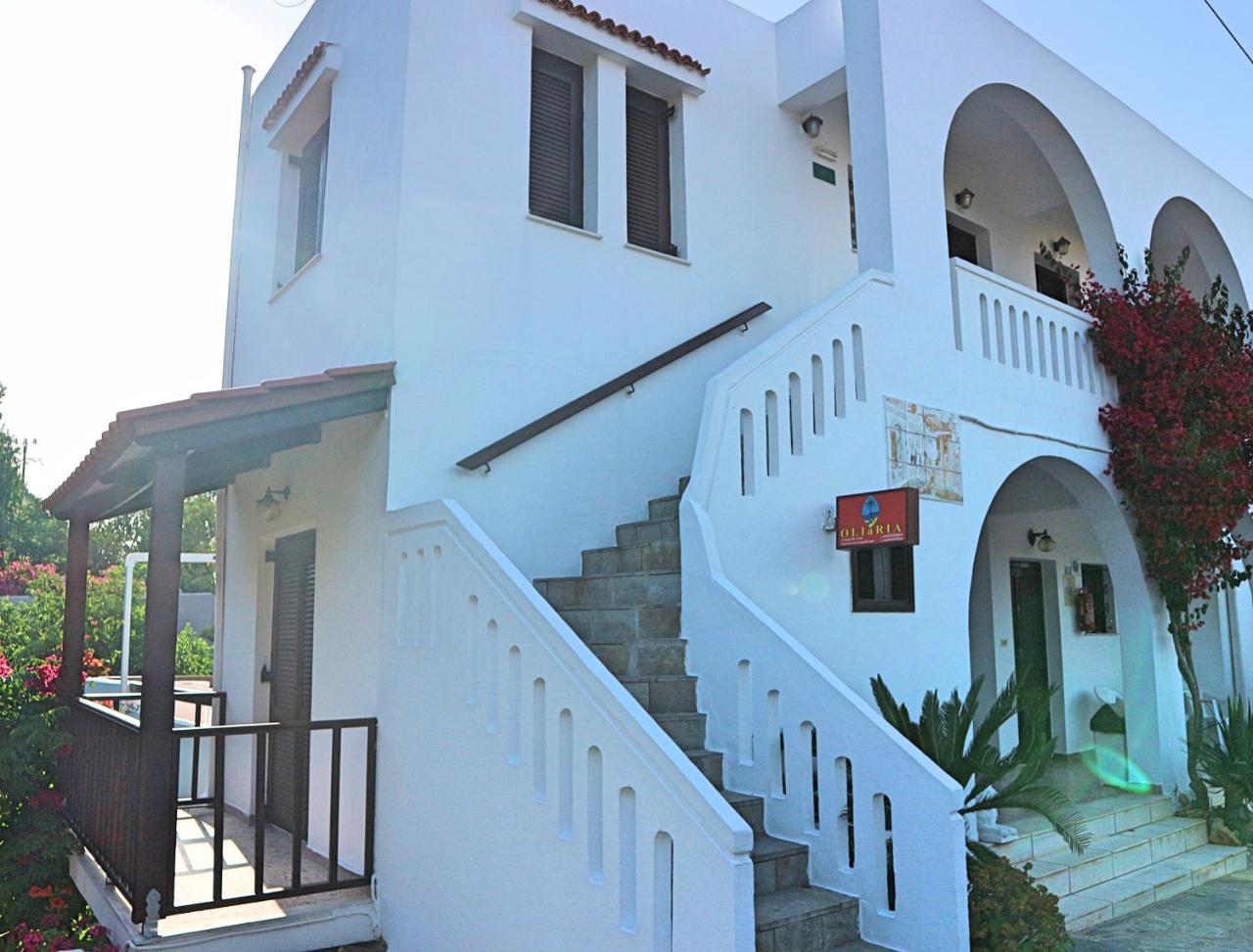 פלטניאס Oliaria Apartments מראה חיצוני תמונה